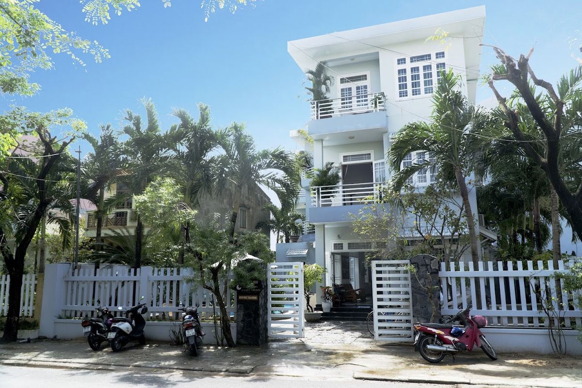 The Moon Homestay exterior in Hoi An Old Town