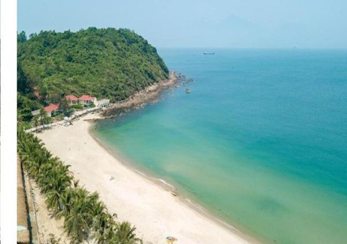 Tien Sa Retreat Da Nang exterior in My Khe Beach