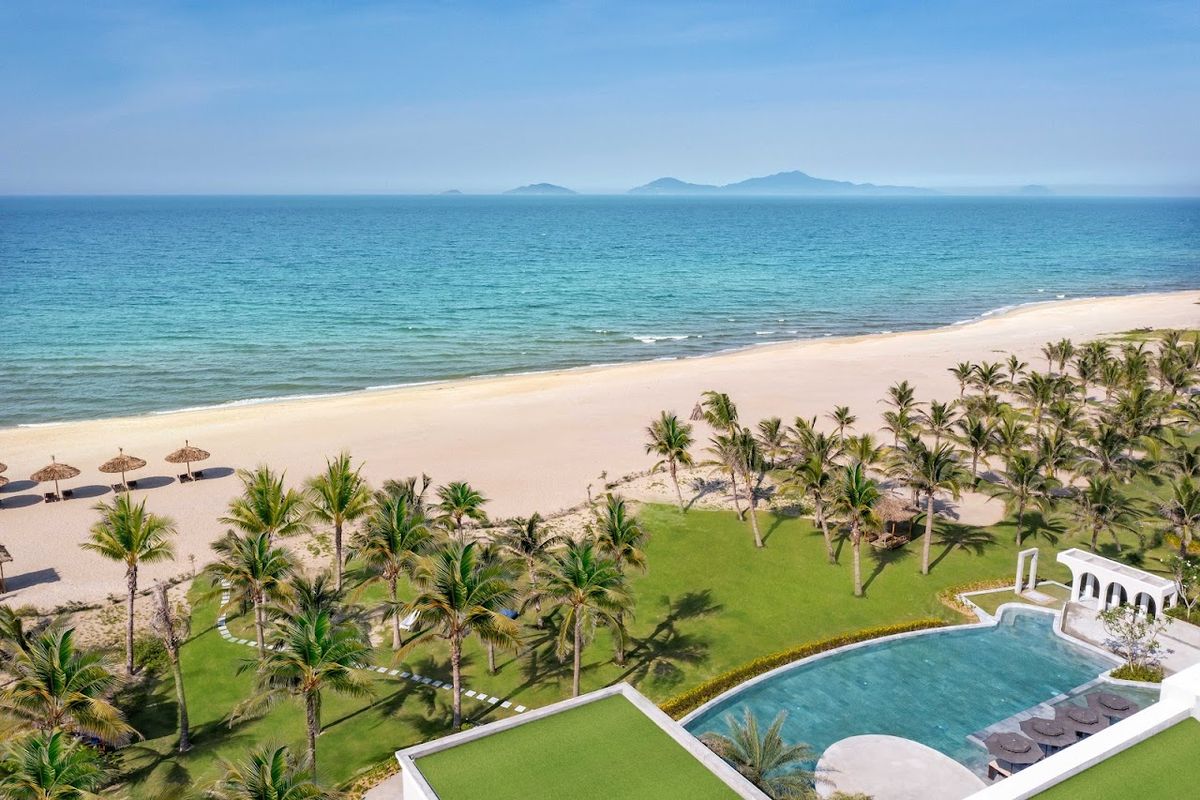 Wyndham Royal Beachfront Resort & Spa Danang room interior in Hoi An Old Town